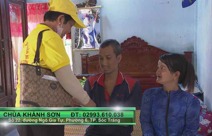 Thương tâm hoàn cảnh bệnh tật của anh Sơn Hiu ở huyện Trần Đề (09-08-2023)